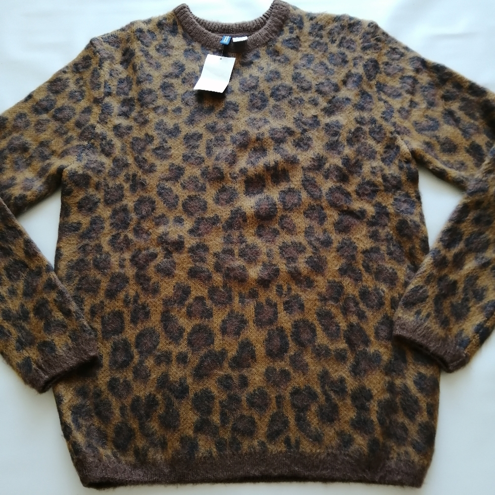 H&M Leopard Sweater Small - Picture 2 of 6